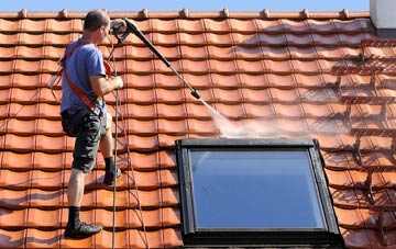 roof cleaning North Eastling, Kent